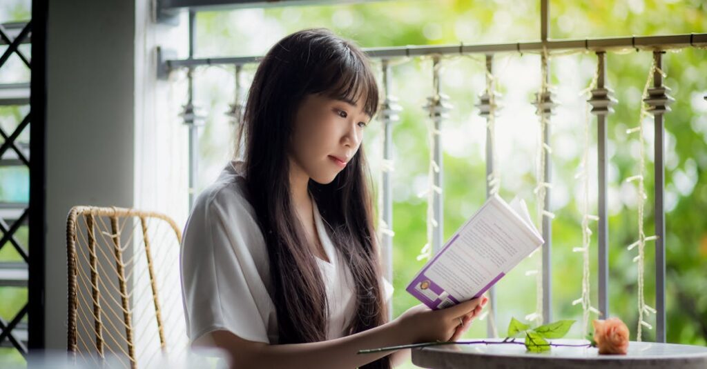 家庭用と屋外用手すり付きトランポリンの比較イメージ