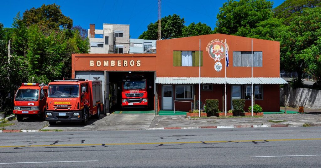 保育園でトランポリンを安全に設置するためのマットとスペースの確保