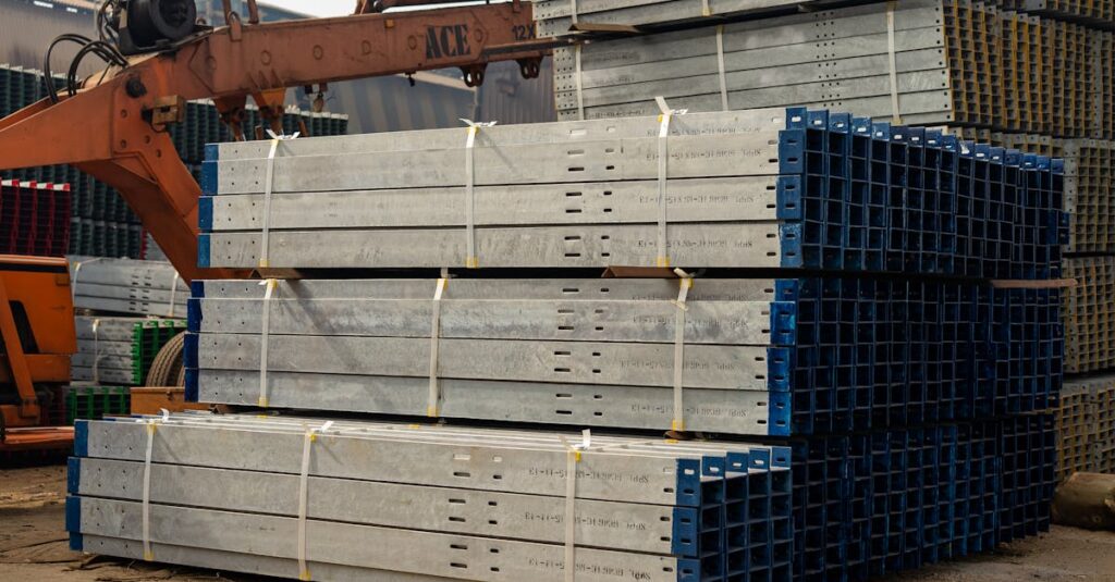 手すり付きトランポリンの素材と耐荷重の安全性を確認するイメージ