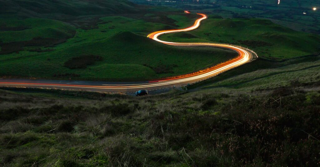 家庭用トランポリンを選ぶ際に重視すべき安全性・サイズ・設置場所の最適な判断基準を紹介