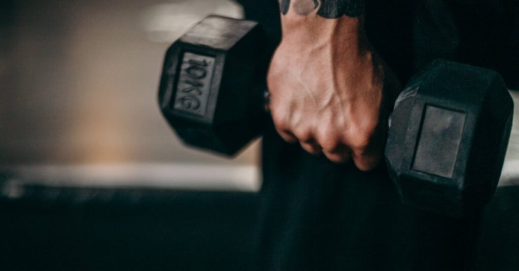 トランポリン運動によって筋肉と代謝が活性化している様子を表した図解的な画像。