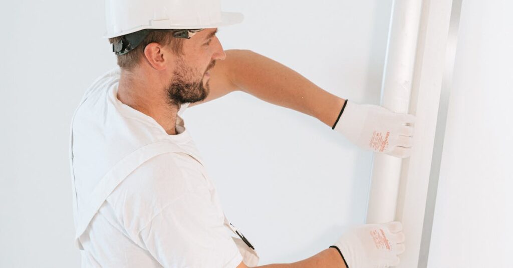 屋外トランポリンの雨対策カバーの正しい設置方法と安全ポイント