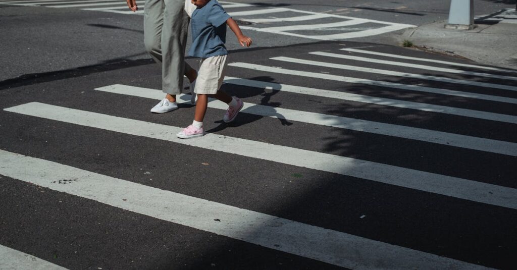 トランポリンスクールに適した服装と持ち物のガイドイメージ