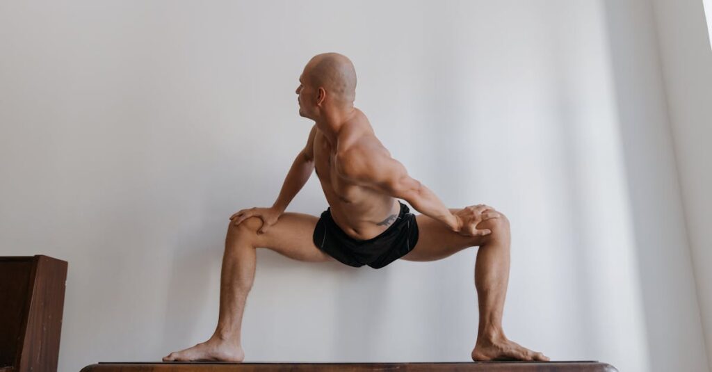 トランポリンで体幹とインナーマッスルを鍛えている様子