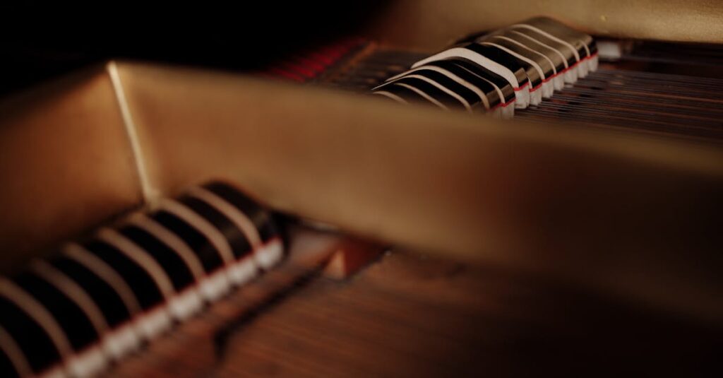 トランポリンのスプリング・脚・床の共振によって音が増幅される仕組みを説明する図