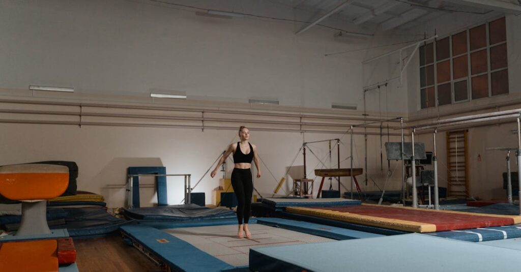 音楽や動画を見ながらトランポリンダイエットを楽しむ女性。楽しさがモチベーション維持につながる。