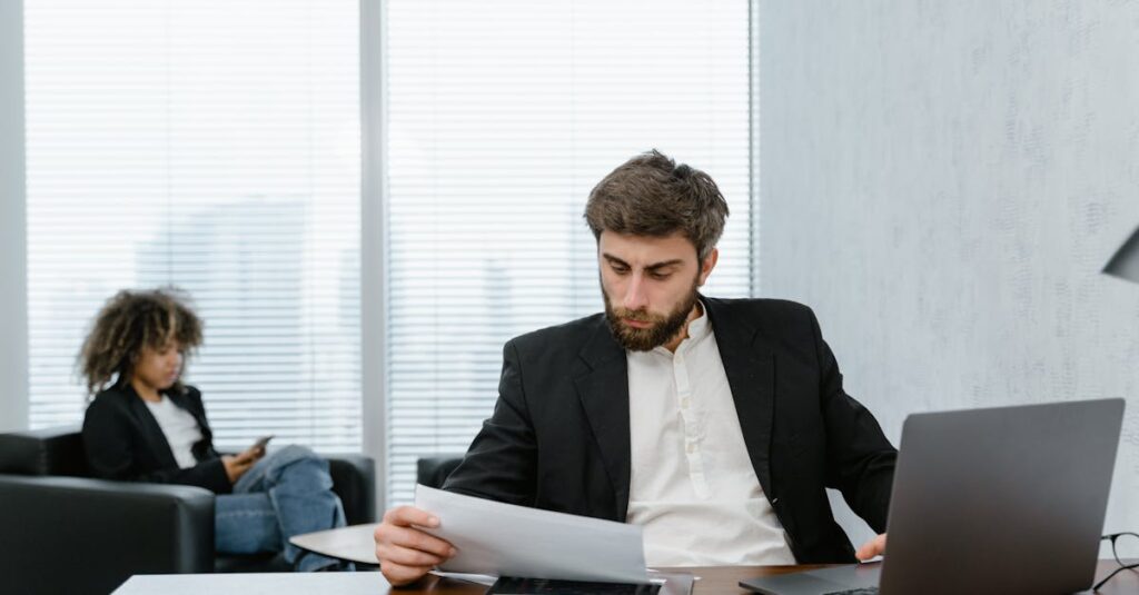 手すり付きトランポリンのレビューを分析するイメージ