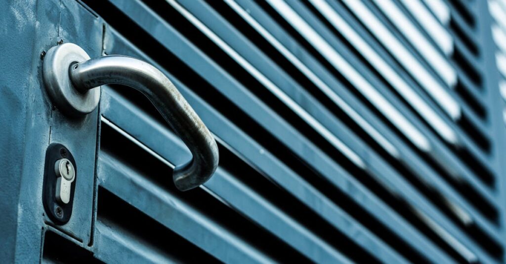 手すり付きトランポリンの耐久性を確認する方法のイメージ