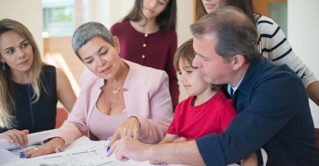 専門家がトランポリンの効果について説明している場面を示す16:9の画像