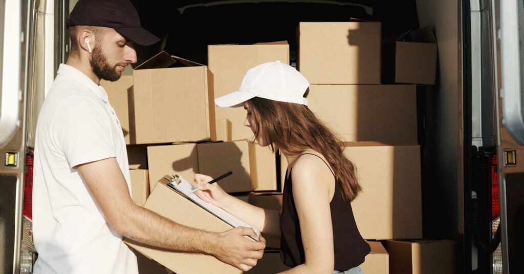 トランポリン体験前に予約や持ち物、ルールを事前確認している様子