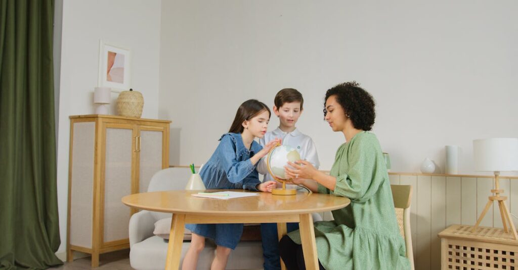 トランポリン教室で年齢に応じた安全なレッスンを受ける子どもたちの様子