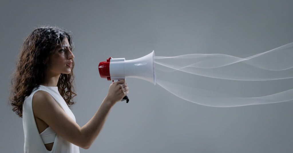 トランポリンによる衝撃音や振動が床や建物に伝わる様子を示すイメージ。保育園では防音対策が不可欠。