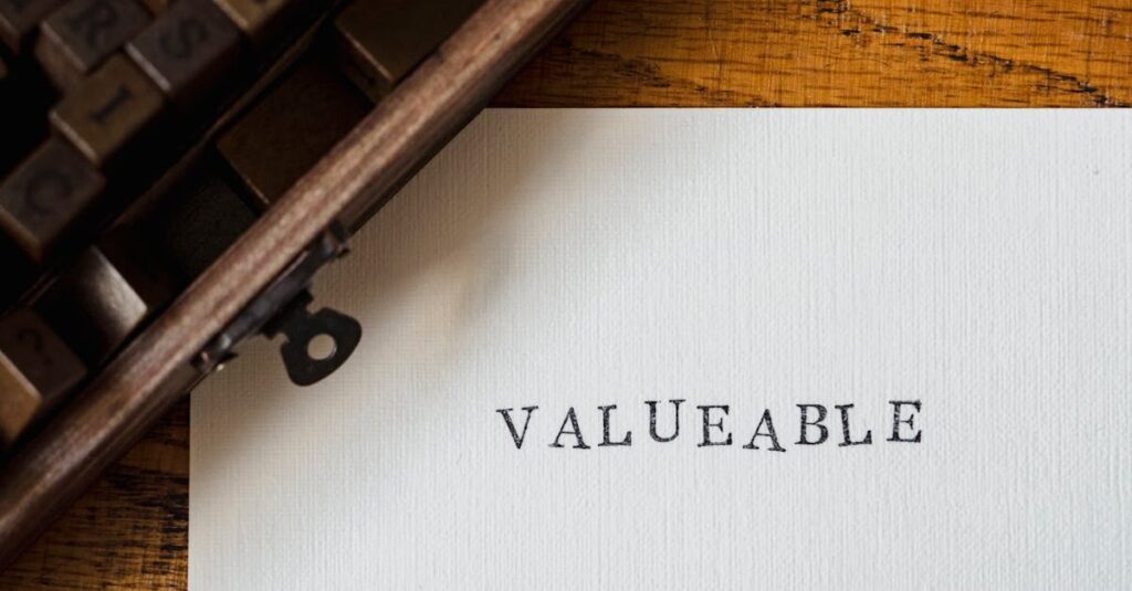 トランポリン組み立て時の失敗例と回避策を示す図解。バネやフレームの取り付けポイント。